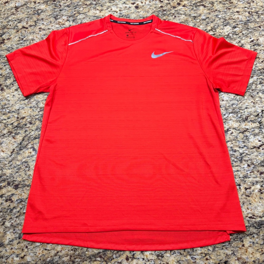 Nike Running Dri-FIT Shirt Mens Large Red Short Sleeve Reflective Training ws